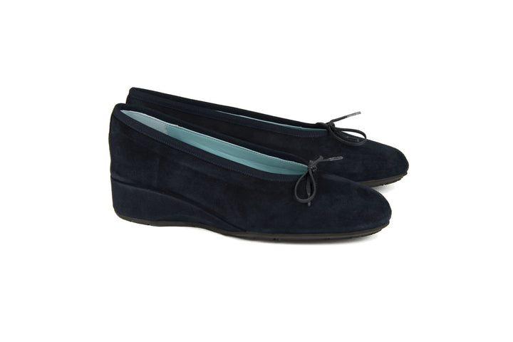 #colour_navy
