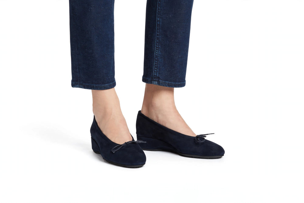 #colour_navy
