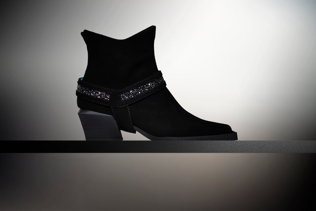 #color_black