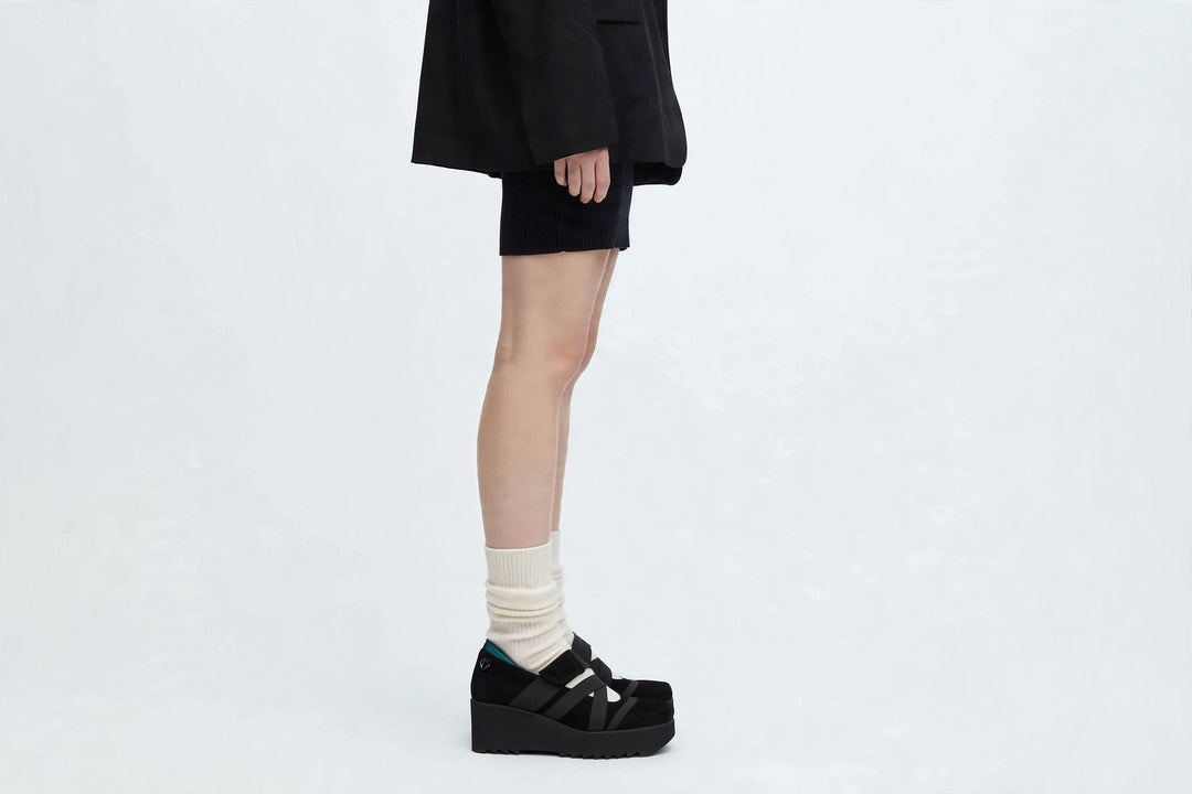 #color_black-suede
