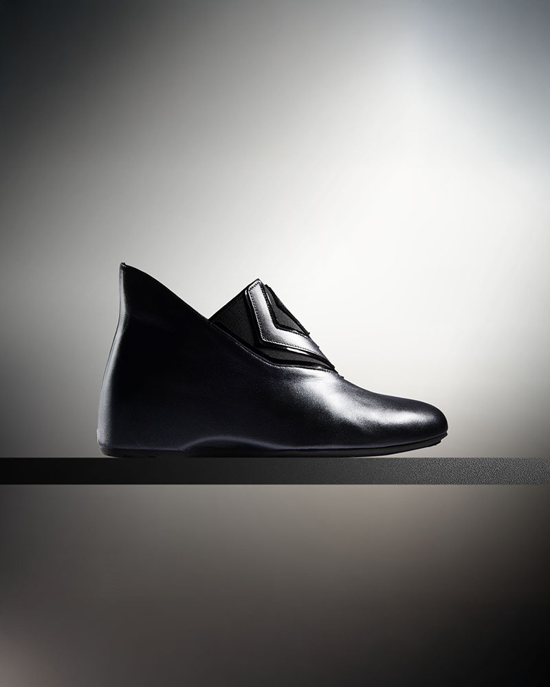thierry rabotin ダークブルー バレエシューズ　ウェッジソール Woman's shoe collection: flats, pumps, boots, wedges